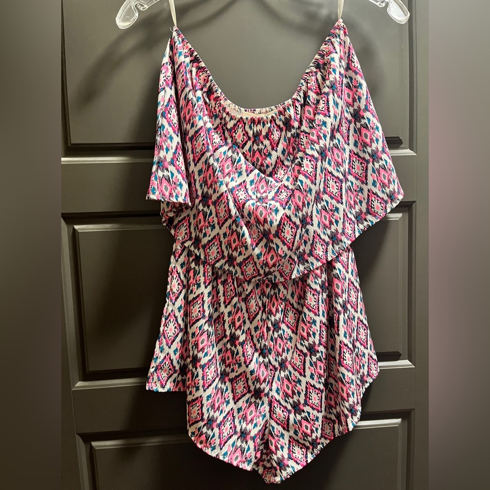 Strapless romper